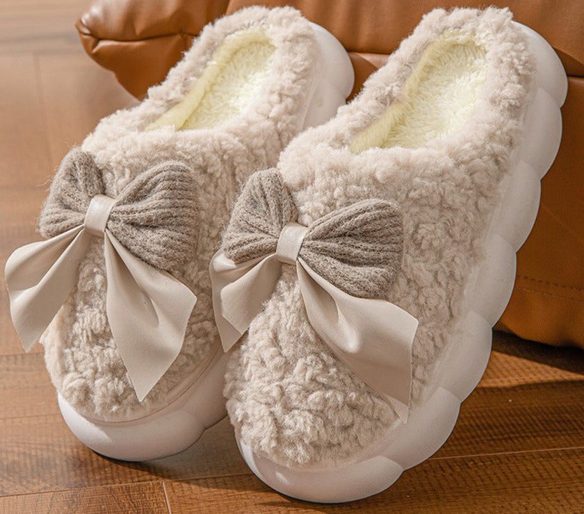 Camel Contrast Bowknot Applique Plush Winter Slippers
