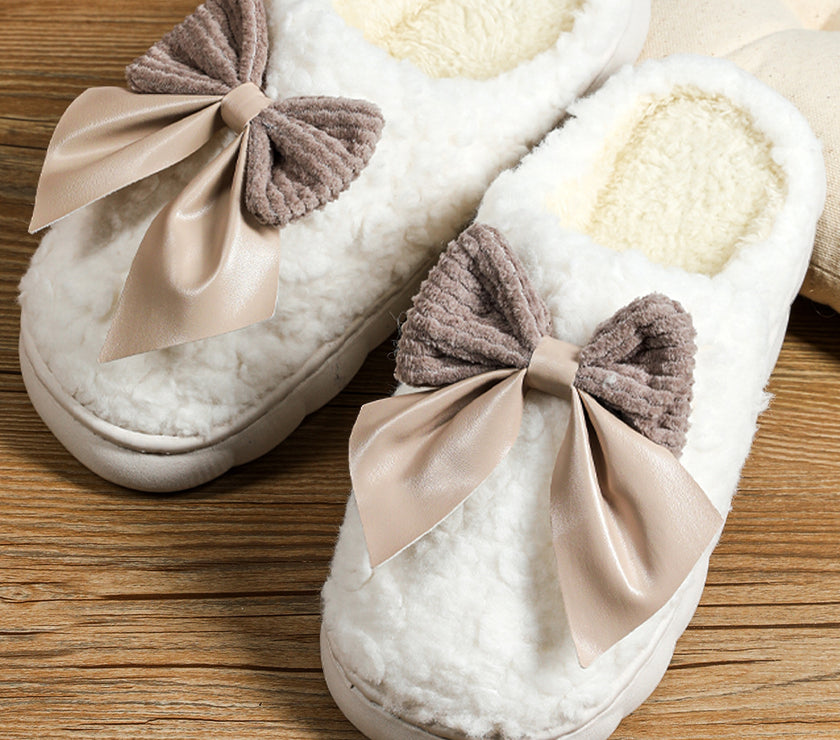 White Contrast Bowknot Applique Plush Winter Slippers