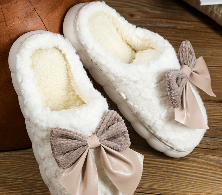 White Contrast Bowknot Applique Plush Winter Slippers