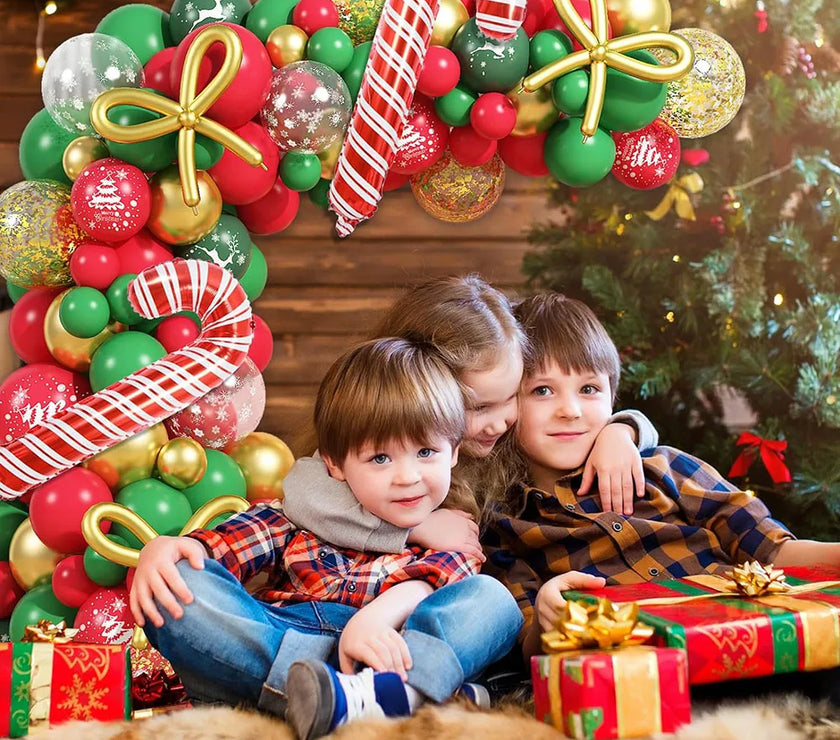 Christmas Balloon Garland, 110 Pieces Red Green Gold Confetti Balloon Arch, Christmas Decoration Christmas Tree Reindeer Snowflake Print Candy Cane Aluminum Foil Balloon, DIY New Year Bow Balloon