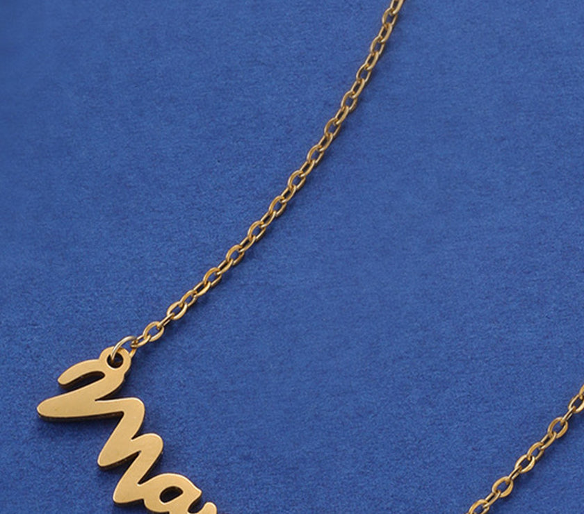 Gold Mama Letter Heart Pattern Necklace